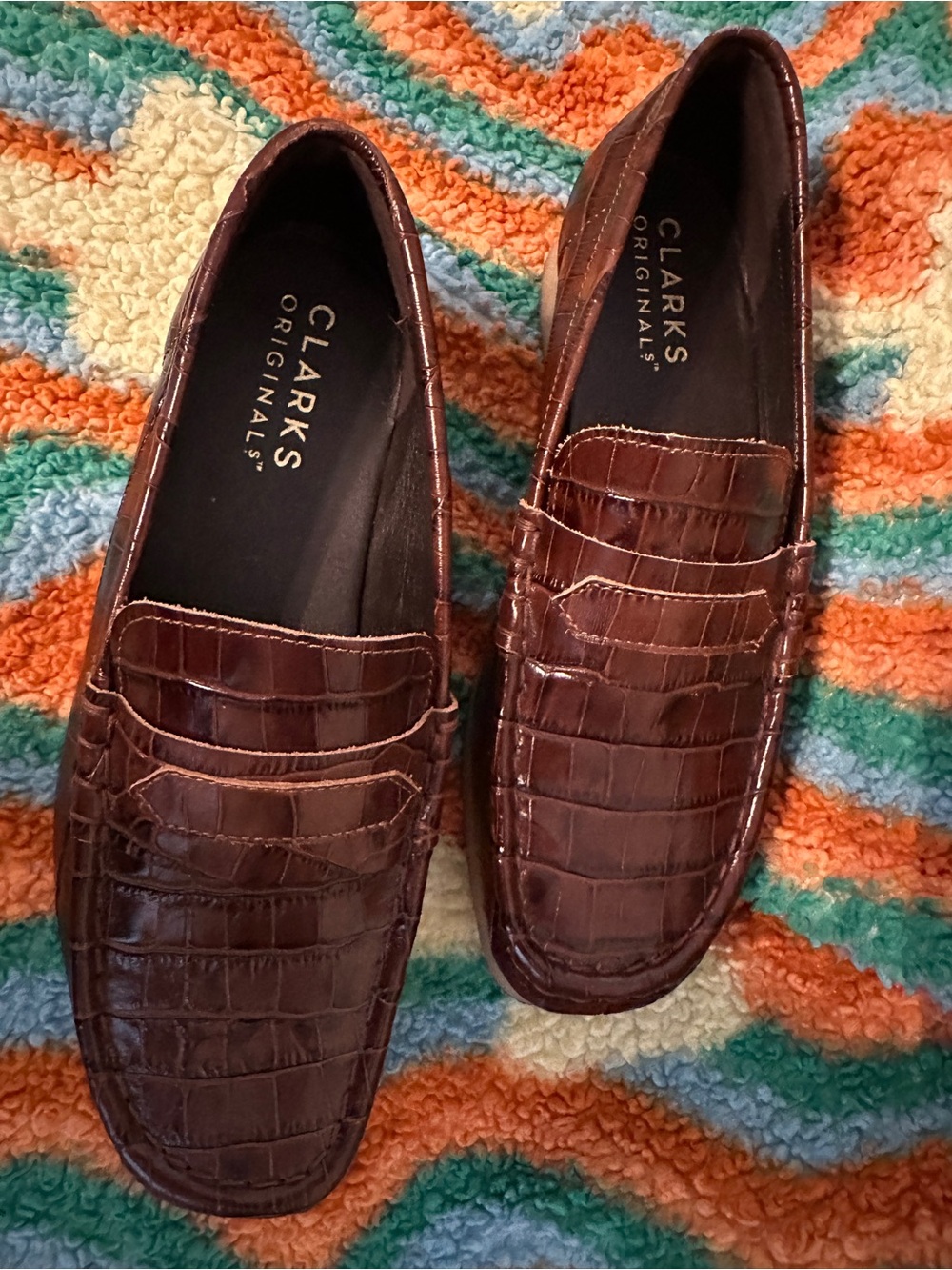 CLARK’s Originals Wallabee Women’s US 7.5 Brown Croc-Embossed Penny Loafers